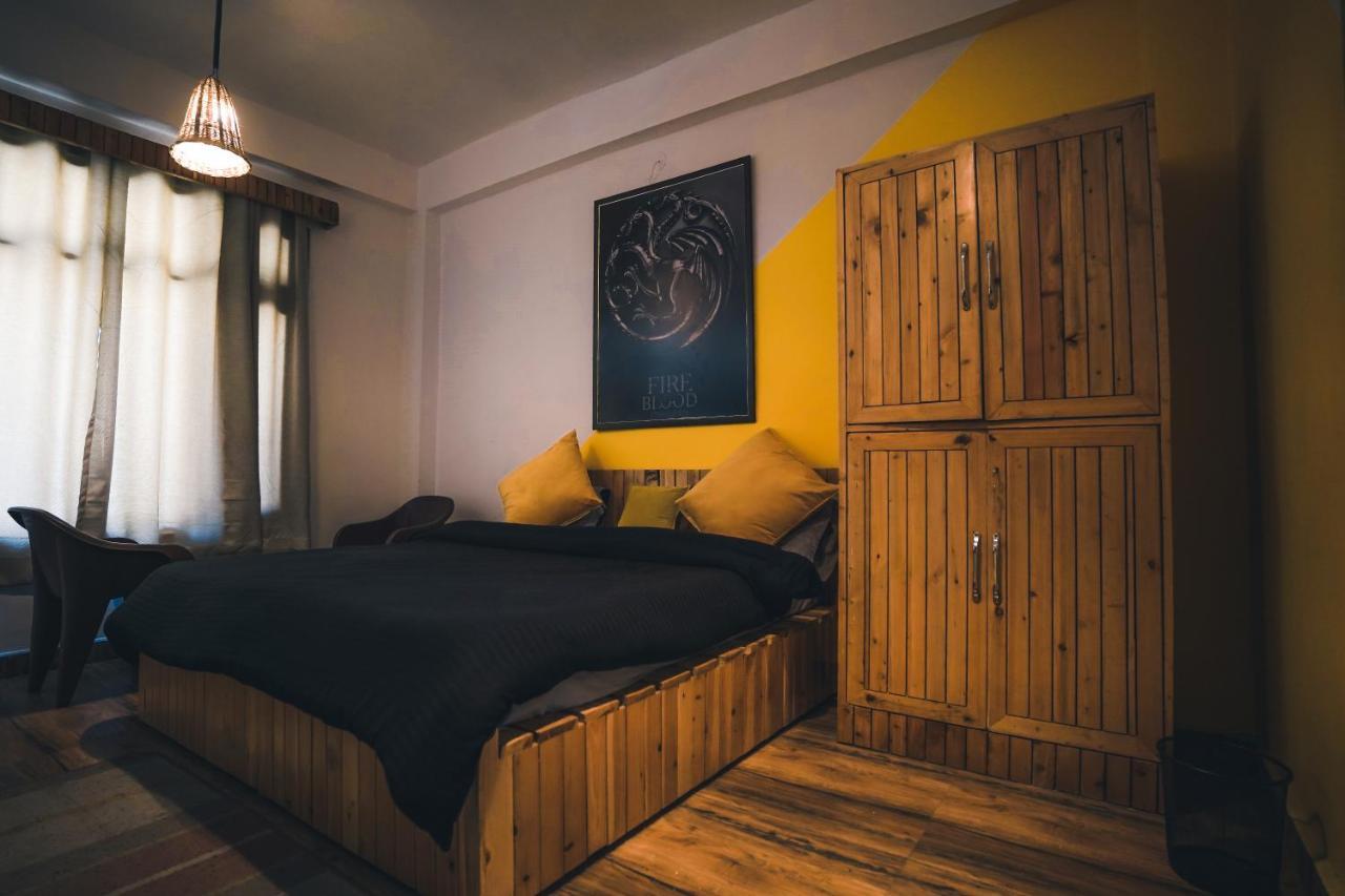 Whoopers Hostel Касол Екстериор снимка