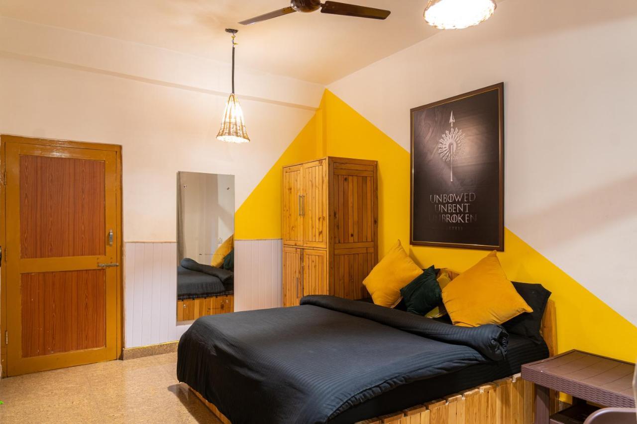 Whoopers Hostel Касол Екстериор снимка