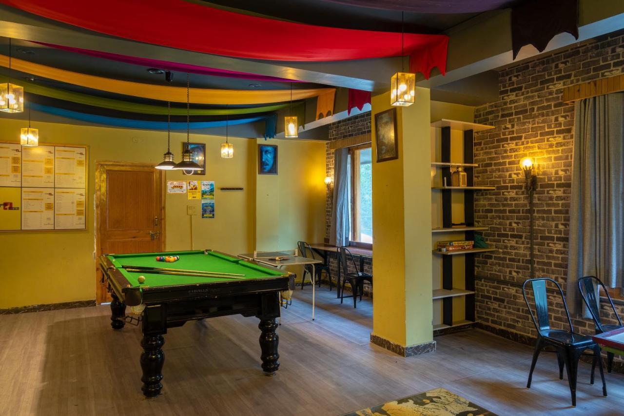 Whoopers Hostel Касол Екстериор снимка