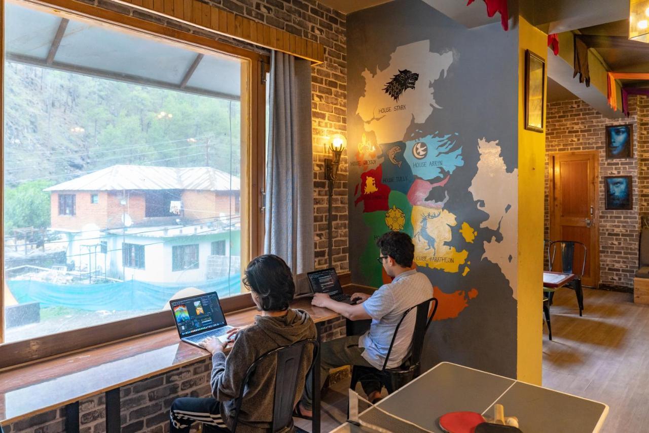 Whoopers Hostel Касол Екстериор снимка