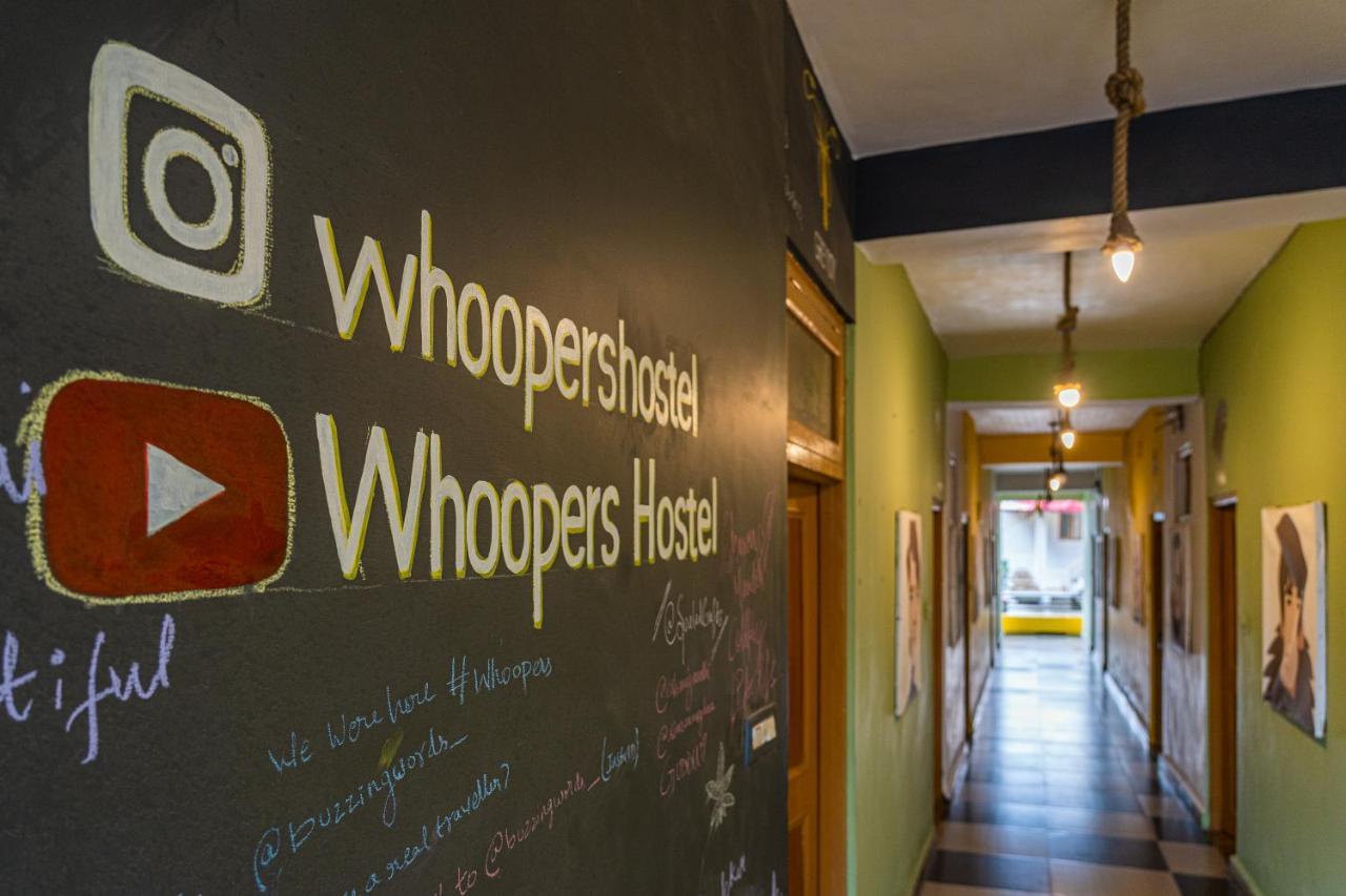 Whoopers Hostel Касол Екстериор снимка
